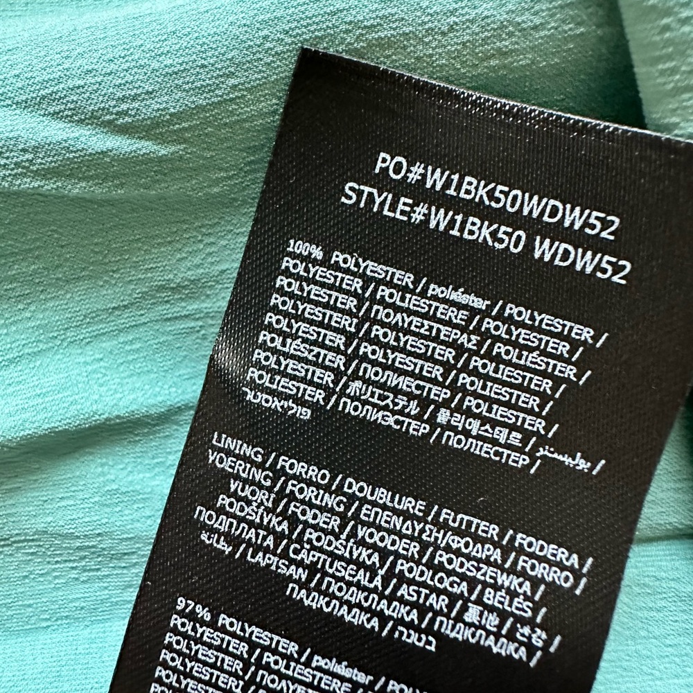 Guess Green Animal Print Long Sleeve V-Neck Midi Dress Size Medium - Picture 9 of 10